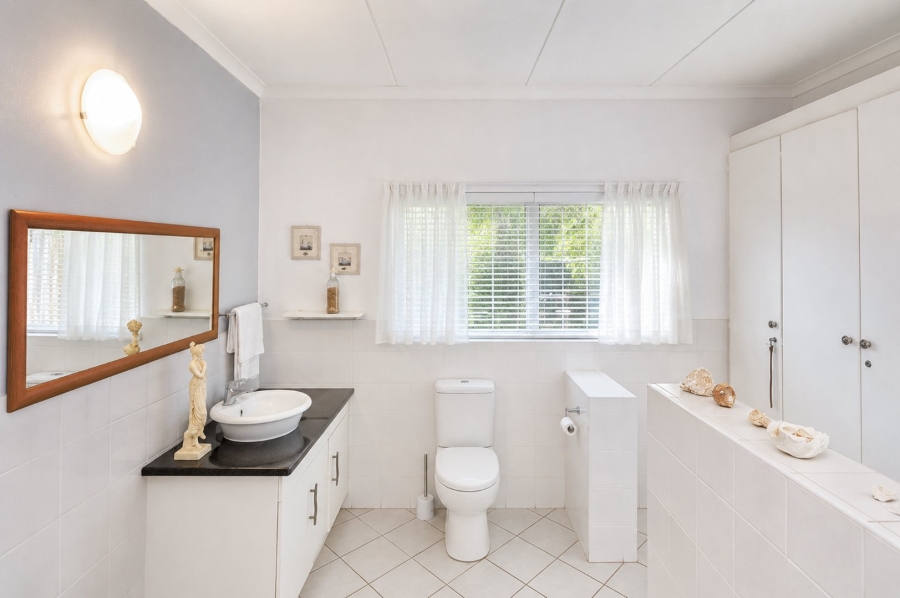 3 Bedroom Property for Sale in Ifafi North West